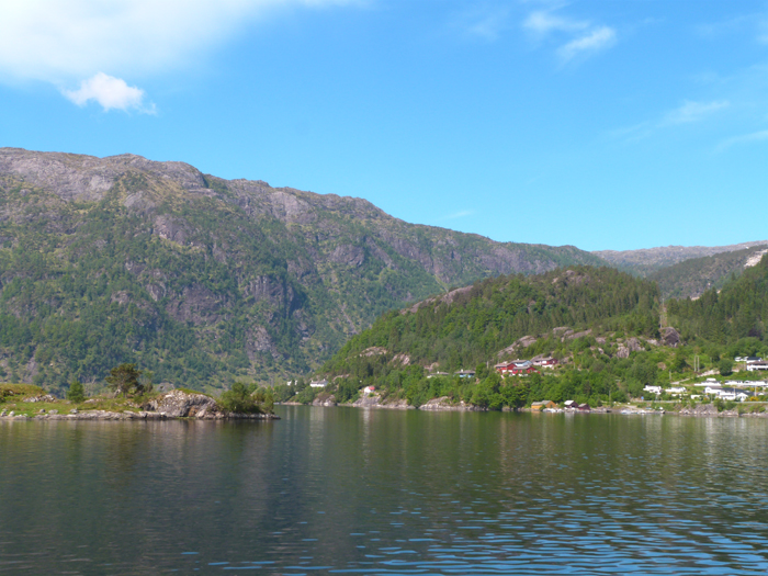 photo 15_Norway FJord_zpslyuqul4g.png