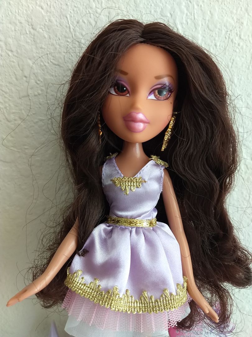 Girlz Bratz Pampered Petz Yasmin Doll Brown Hair Original Clothes Boots ...