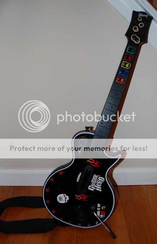 GUITAR HERO Gibson Les Paul XBOX 360 Wireless Guitar Controller   GOOD 