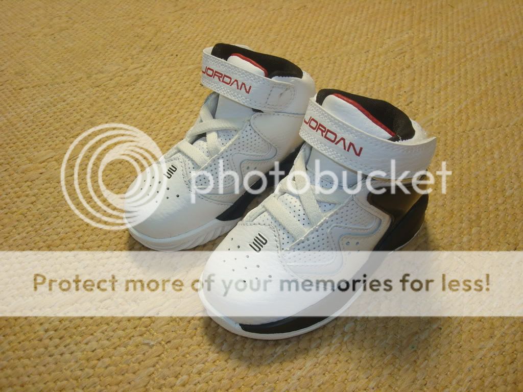 NIKE TODDLER JORDAN PURE J BASKETBALL SHOES SIZE 5 5C  